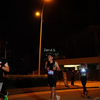 Runner Photo 3702055