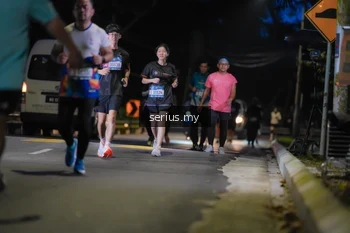 Runner Photo 3702102