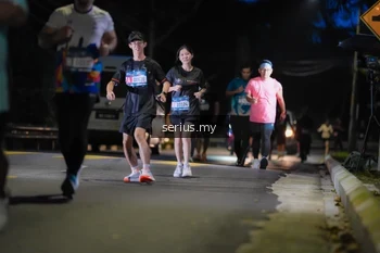 Runner Photo 3702115