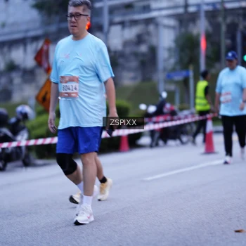 Runner Photo 3702127