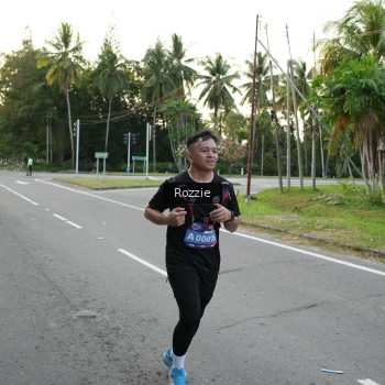 Runner Photo 3702128