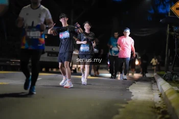 Runner Photo 3702129