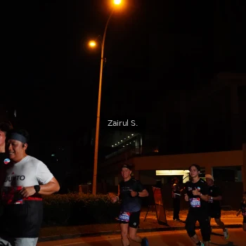 Runner Photo 3702135