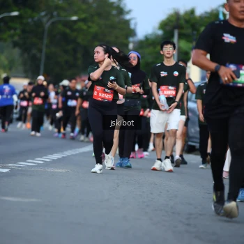 Runner Photo 3702138