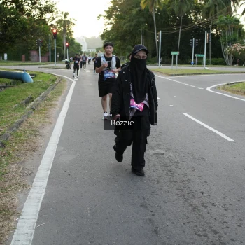 Runner Photo 3702143