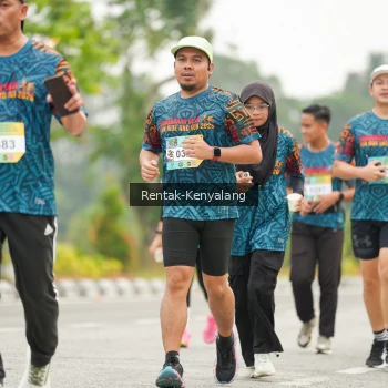 Runner Photo 3702168