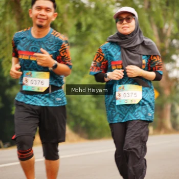 Runner Photo 3702172