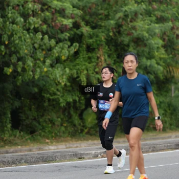 Runner Photo 3702189