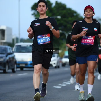 Runner Photo 3702230