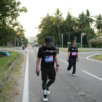 Runner Photo 3702249