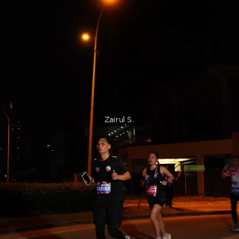 Runner Photo 3702257