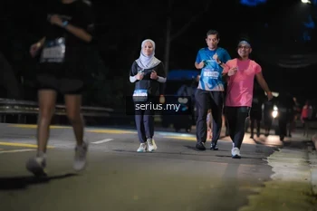 Runner Photo 3702261