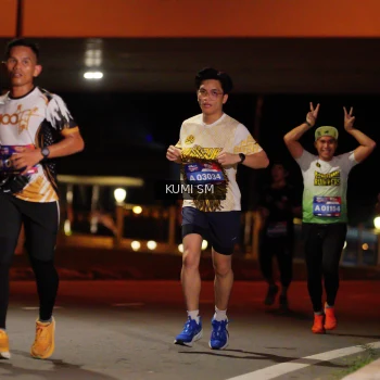 Runner Photo 3702263
