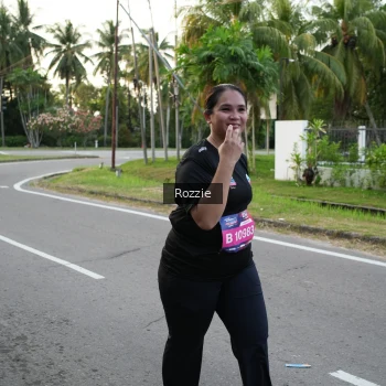 Runner Photo 3702285