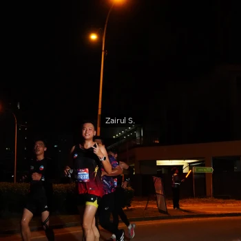 Runner Photo 3702291
