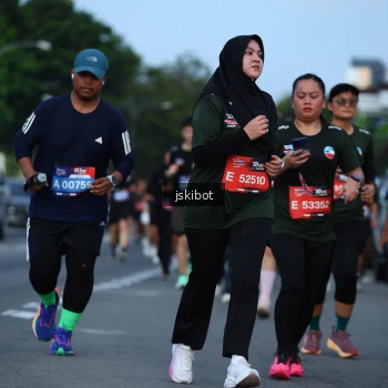 Runner Photo 3702301