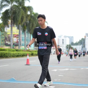 Runner Photo 3702308