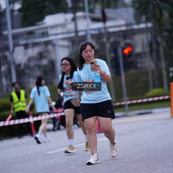 Runner Photo 3702344