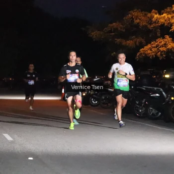Runner Photo 3702356