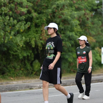 Runner Photo 3702384