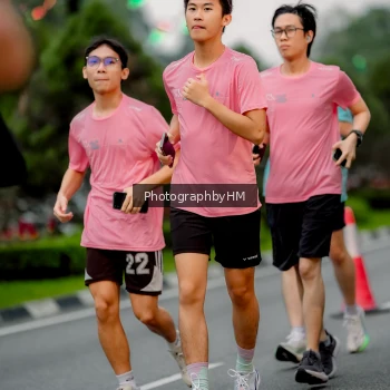Runner Photo 3702406