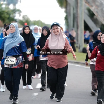 Runner Photo 3702413