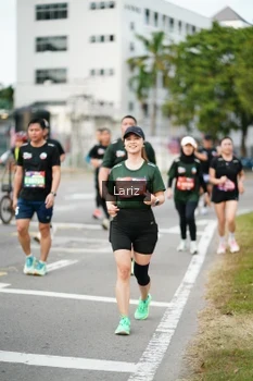 Runner Photo 3702414