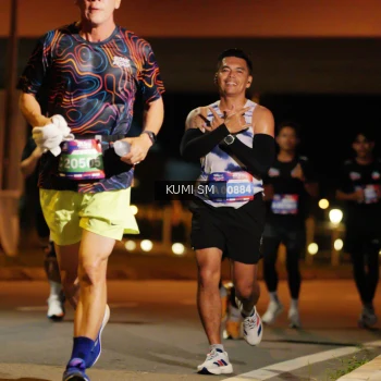 Runner Photo 3702430
