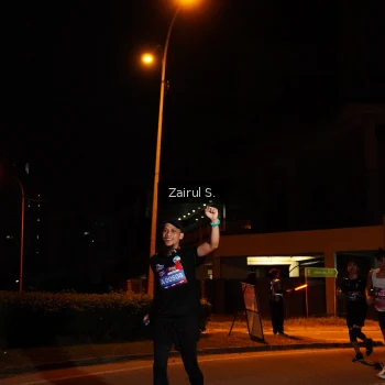 Runner Photo 3702437