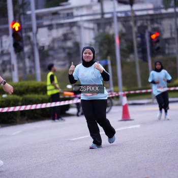Runner Photo 3702450