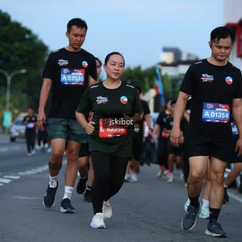 Runner Photo 3702452