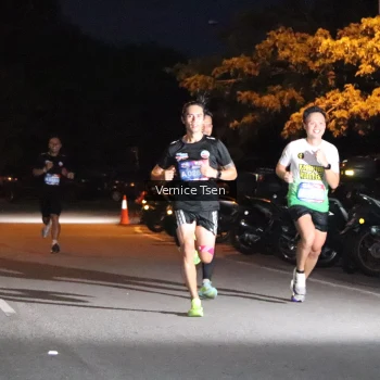 Runner Photo 3702461