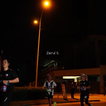 Runner Photo 3702483
