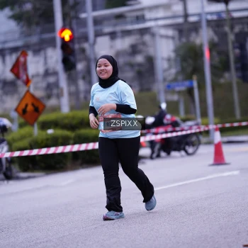 Runner Photo 3702488