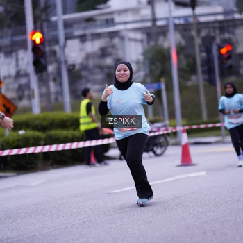 Runner Photo 3702502