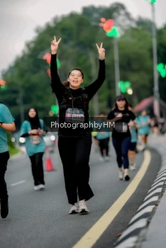 Runner Photo 3702531