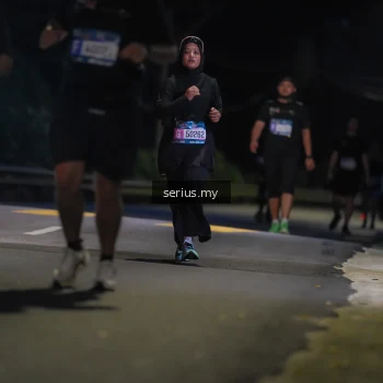 Runner Photo 3702532