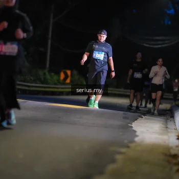 Runner Photo 3702552