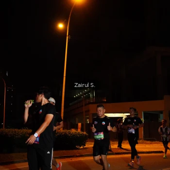 Runner Photo 3702556