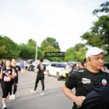 Runner Photo 3702563