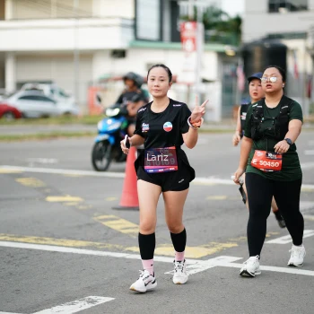 Runner Photo 3702591