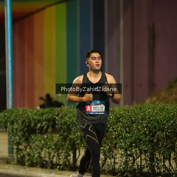 Runner Photo 3702597