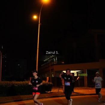 Runner Photo 3702619