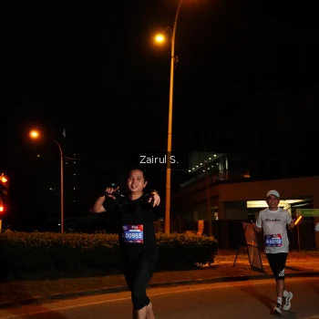 Runner Photo 3702627