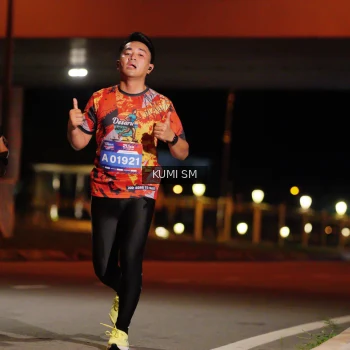 Runner Photo 3702635