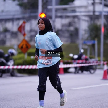 Runner Photo 3702639