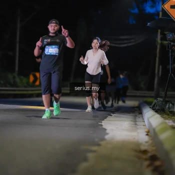Runner Photo 3702643