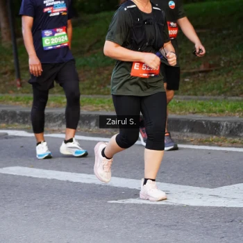 Runner Photo 3702661