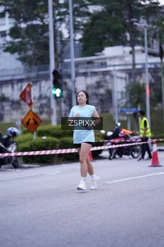 Runner Photo 3702667