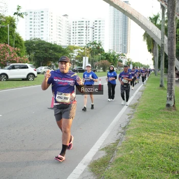 Runner Photo 3702670